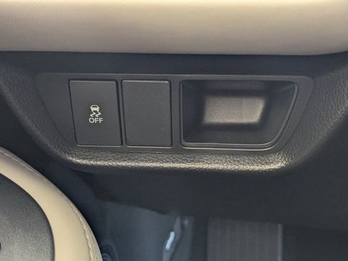 New 2026 Honda HR-V LX image 24