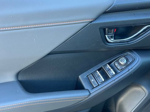 New 2025 Subaru Crosstrek 2.5i Limited w/ Popular Package #4A image 11