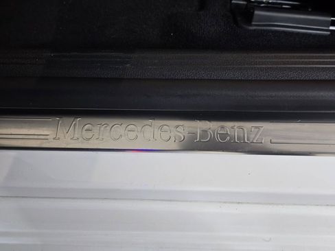 Used 2025 Mercedes-Benz C 300 4MATIC Sedan image 16