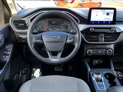 Used 2022 Ford Escape SE FWD image 6