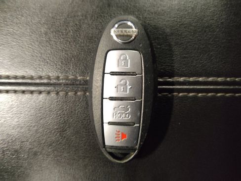 Used 2023 Nissan Sentra SV image 32