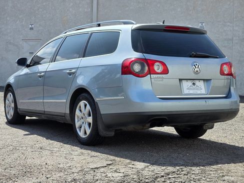 Used 2007 Volkswagen Passat 2.0T FWD image 11