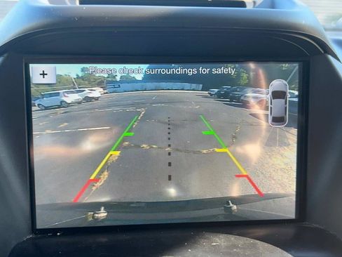 Used 2017 Ford Escape SE w/ Equipment Group 201A image 28