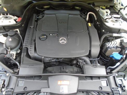 Used 2014 Mercedes-Benz E 350 Sedan image 28