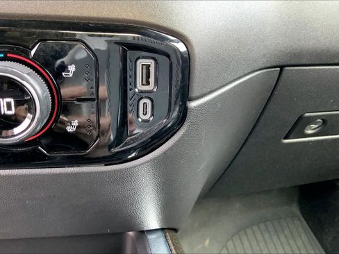 Used 2024 Chevrolet Silverado 1500 LT Trail Boss w/ LPO, Dark Essentials Package image 31