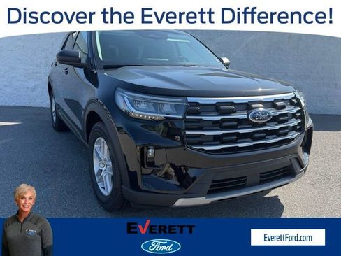 New 2026 Ford Explorer Active image 1