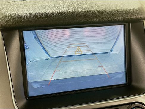 Used 2020 Chevrolet Tahoe LS RWD image 14