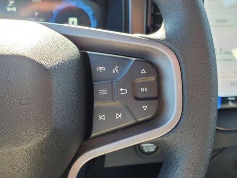 New 2025 Ford Bronco Base image 41