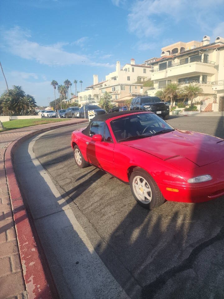 Used 1997 MAZDA MX-5 Miata M-Edition RWD image 4