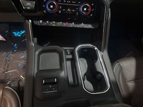 Used 2024 GMC Sierra 2500 Denali w/ Denali Reserve Package image 27