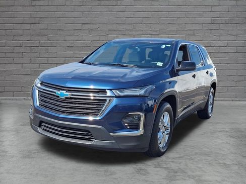 Used 2022 Chevrolet Traverse LS FWD image 5