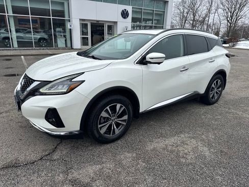 Used 2019 Nissan Murano SV w/ Premium Package image 3
