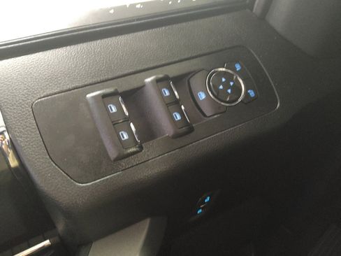 Used 2018 Ford F150 XLT w/ Equipment Group 302A Luxury AWD/4WD image 27