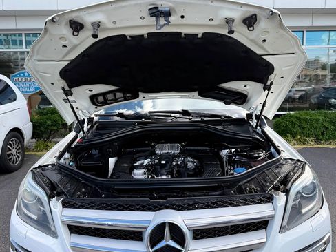Used 2016 Mercedes-Benz GL 450 4MATIC image 47