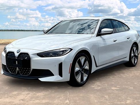 Used 2023 BMW i4 eDrive35 w/ Premium Package RWD image 1