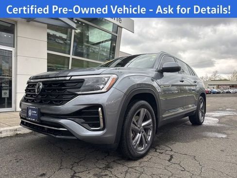 Certified 2024 Volkswagen Atlas Cross Sport SEL R-Line AWD/4WD image 4