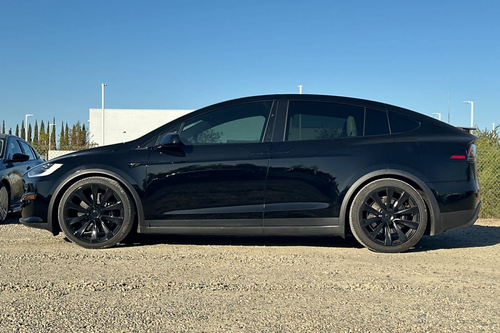 Used 2022 Tesla Model X AWD/4WD image 6