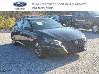 Used 2024 Nissan Altima 2.5 SV