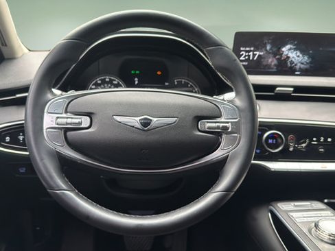 Used 2022 Genesis GV70 2.5T AWD/4WD image 9