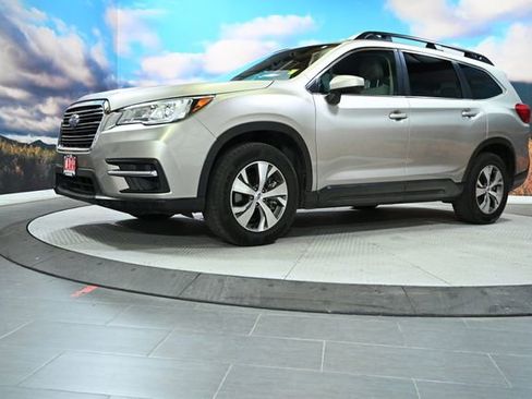 Used 2019 Subaru Ascent Premium w/ Popular Package #3 AWD/4WD image 3