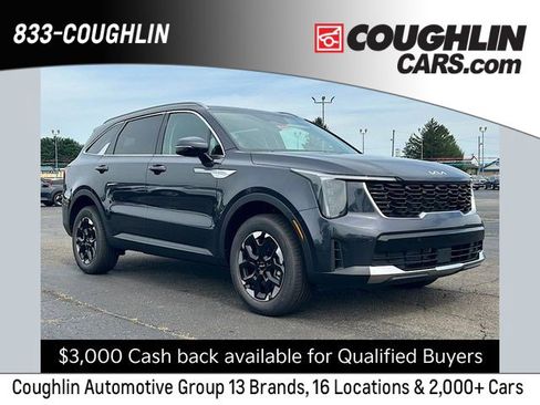 New 2025 Kia Sorento S image 1