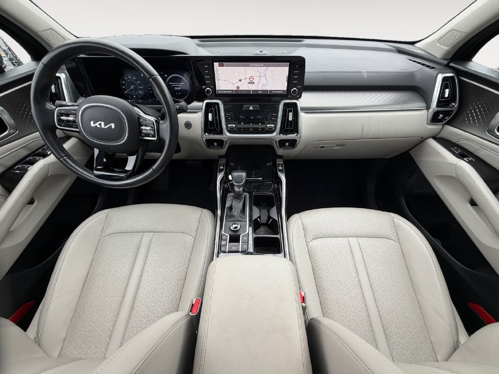 Used 2023 Kia Sorento SX FWD image 9