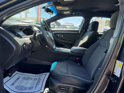 Used 2017 Ford Taurus SEL image 10