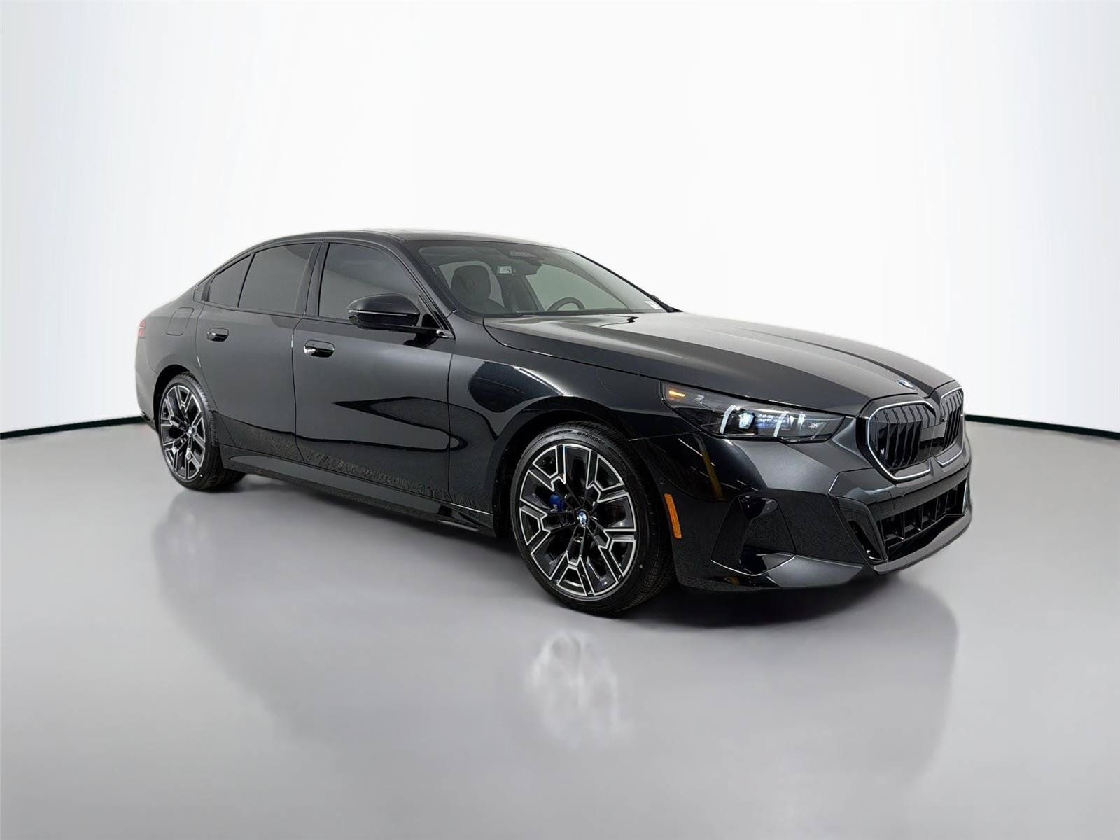 New 2026 BMW 530i w/ M Sport Package RWD image 5