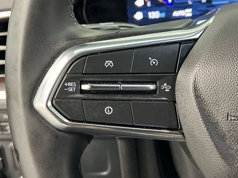 Used 2025 Chevrolet Tahoe Z71 image 50