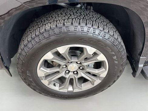 Used 2024 Chevrolet Silverado 1500 High Country w/ Technology Package image 35