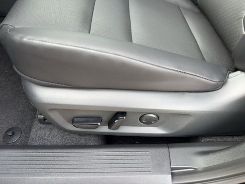 New 2026 Nissan Rogue SV image 16