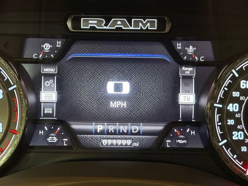 Used 2022 RAM 2500 Limited AWD/4WD image 27
