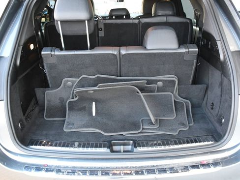 Used 2020 Mercedes-Benz GLE 350 4MATIC w/ 3rd Row Seat Package image 23