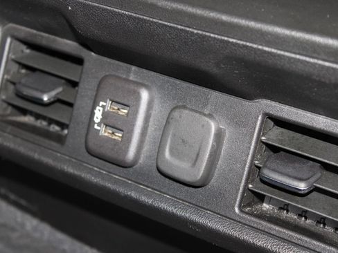 Used 2020 Chevrolet Silverado 1500 LT Trail Boss w/ Convenience Package AWD/4WD image 31