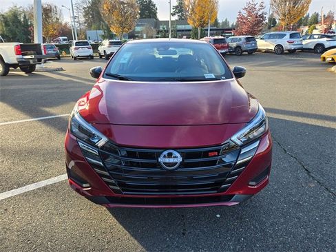 New 2025 Nissan Versa SR w/ Trunk Package image 2