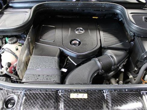 Used 2024 Mercedes-Benz GLE 450e 4MATIC image 32