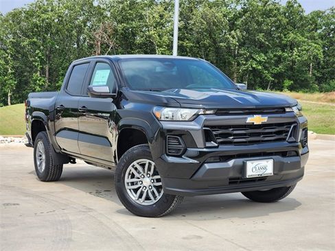 New 2025 Chevrolet Colorado LT w/ Advanced Trailering Package image 1