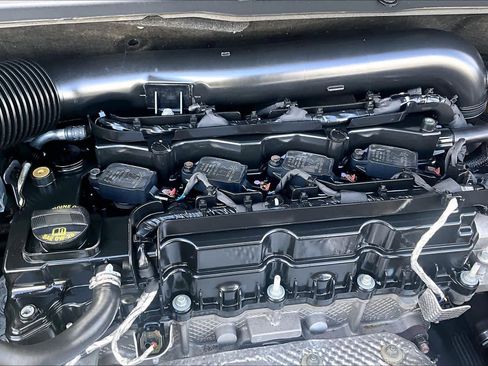 Used 2021 Jeep Renegade Latitude image 33