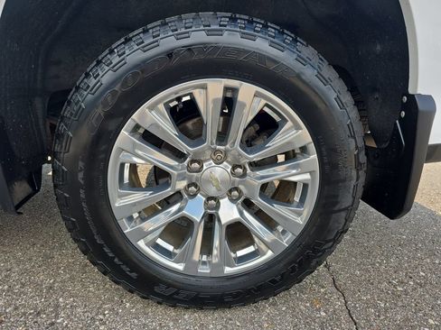Used 2019 Chevrolet Silverado 1500 LT w/ All-Star Edition AWD/4WD image 33