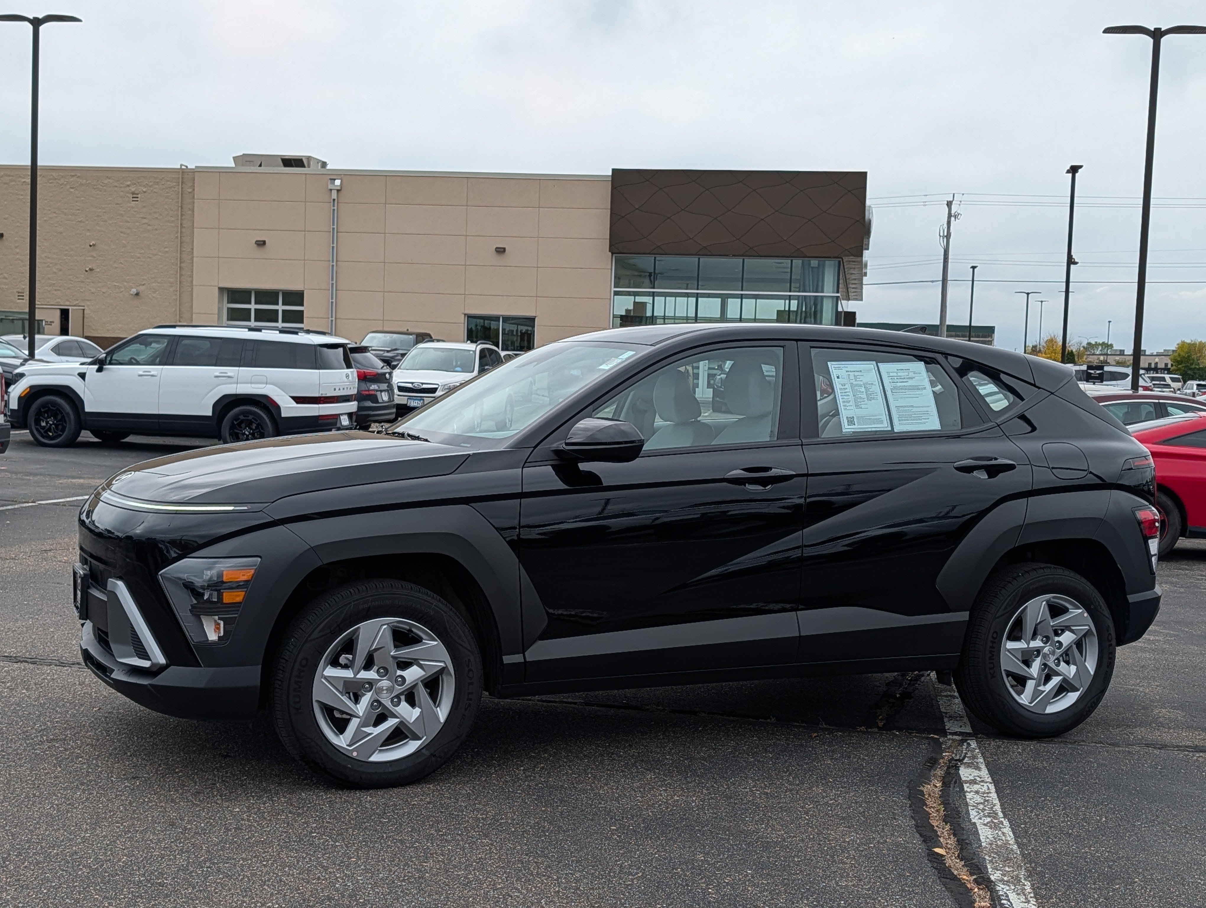 Used 2026 Hyundai Kona SE AWD/4WD image 1