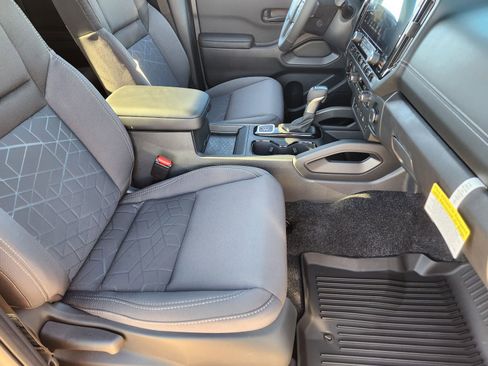 New 2026 Nissan Frontier SV image 14