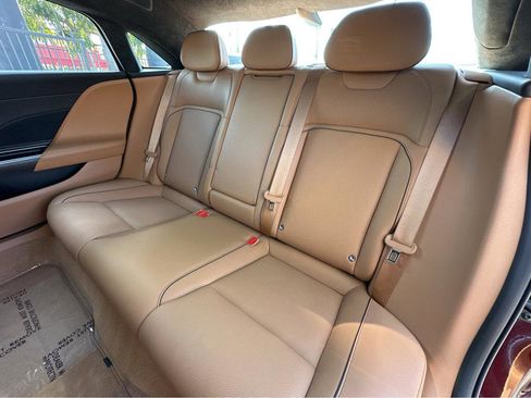 Used 2023 Lucid Air Touring image 9