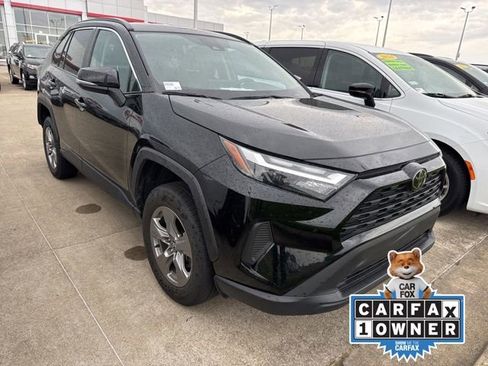 Certified 2024 Toyota RAV4 XLE FWD image 11