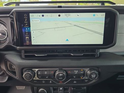 New 2026 Jeep Gladiator Willys AWD/4WD image 17