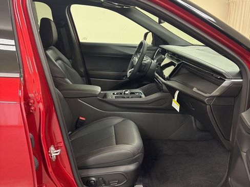 New 2026 Jeep Cherokee Overland image 28