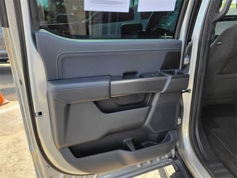 Certified 2024 Ford F150 XLT w/ XLT Black Appearance Package image 13