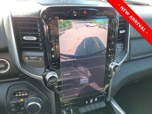 Used 2025 RAM 1500 Big Horn AWD/4WD image 10