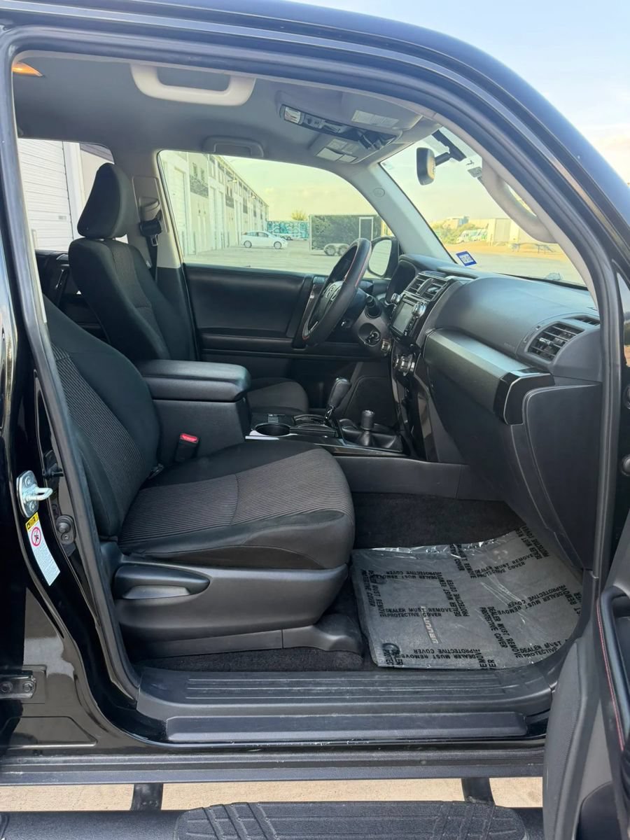 Used 2016 Toyota 4Runner Trail AWD/4WD image 13