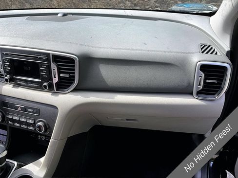 Used 2018 Kia Sportage LX AWD/4WD image 14