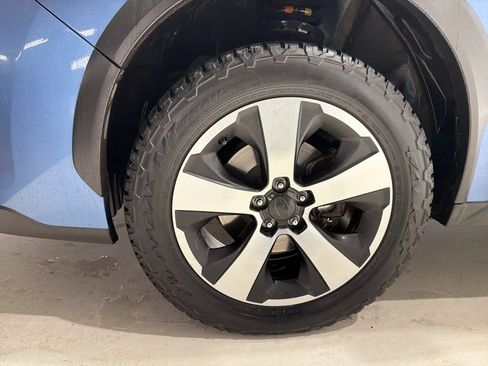 Used 2014 Subaru Crosstrek Touring image 9